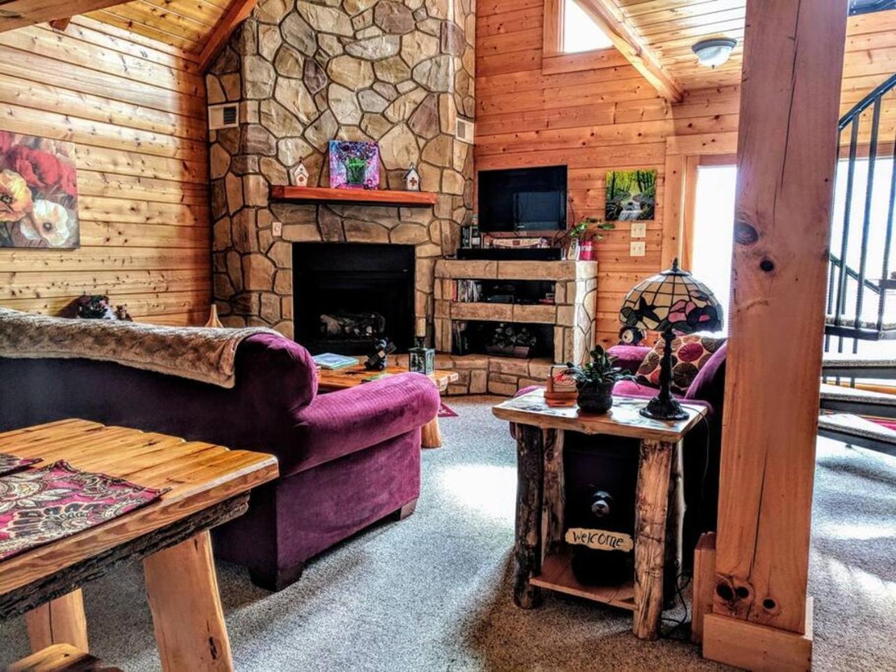 Romantic, Honeymoon Cabin In The Smokies! Gatlinburg Kültér fotó