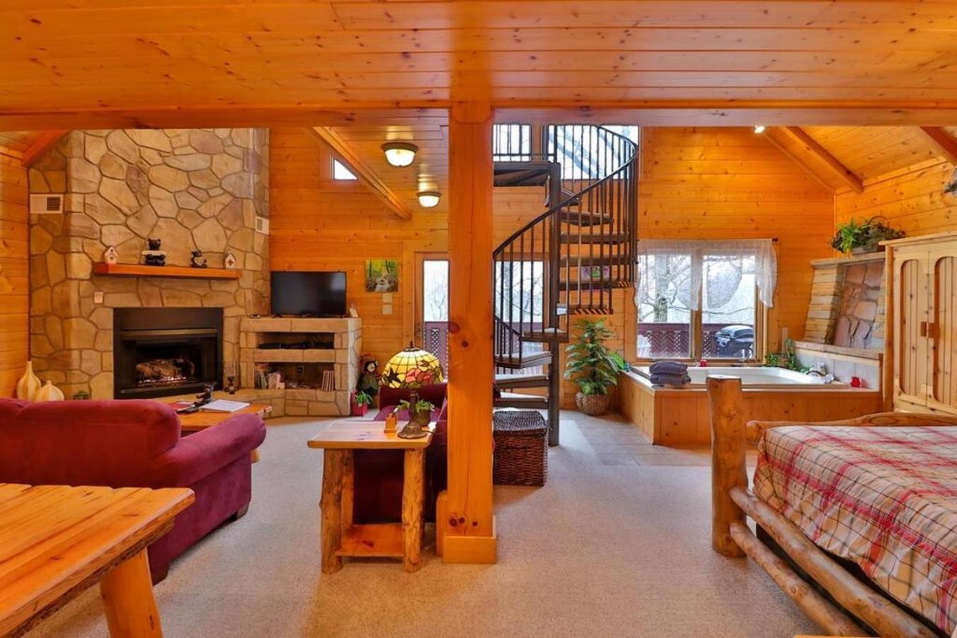 Romantic, Honeymoon Cabin In The Smokies! Gatlinburg Kültér fotó